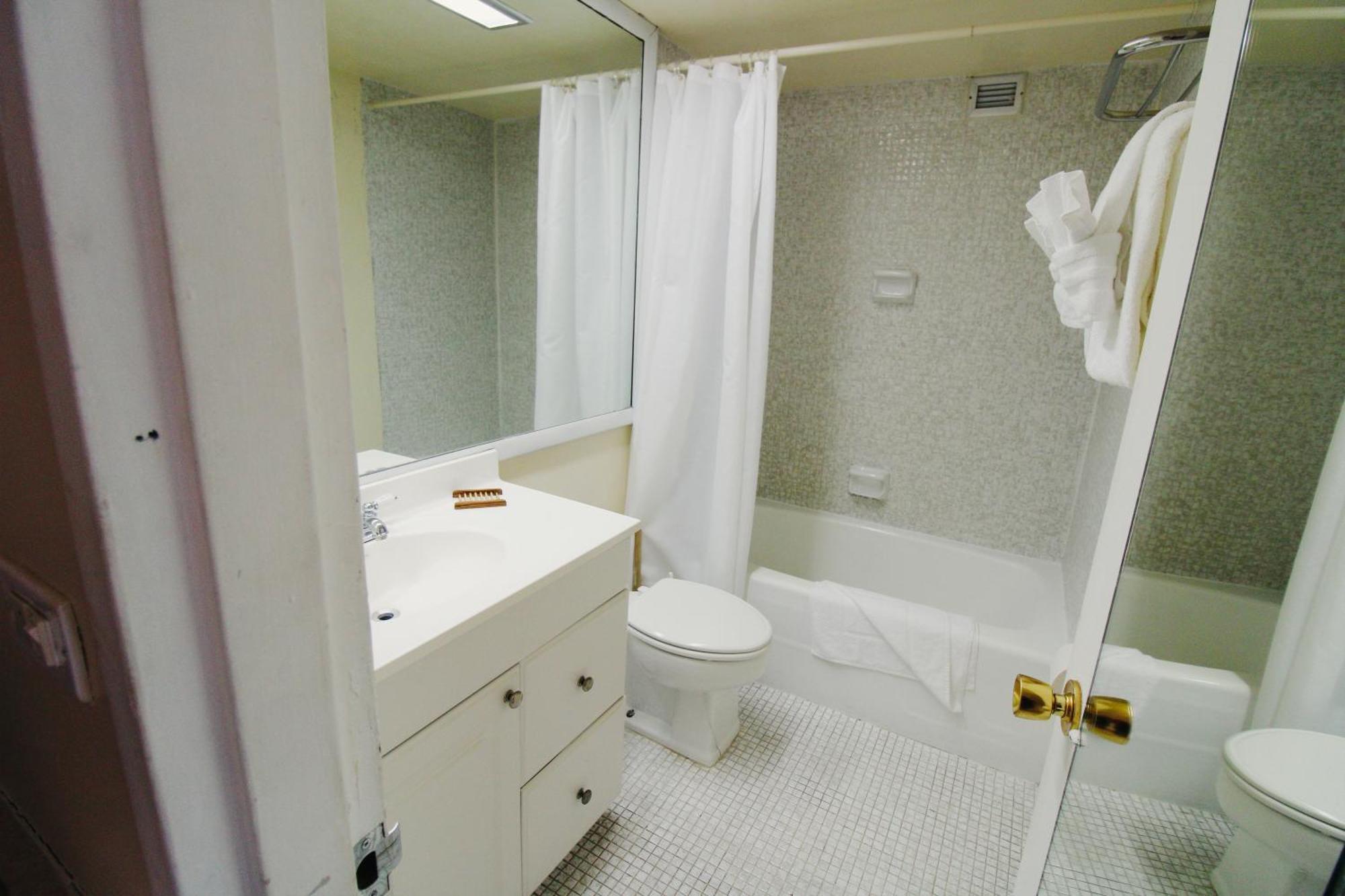 Castle 1733 Ocean View Studio With Direct Beach Access, Pool, Tennis & Free Parking Miami Beach Zewnętrze zdjęcie