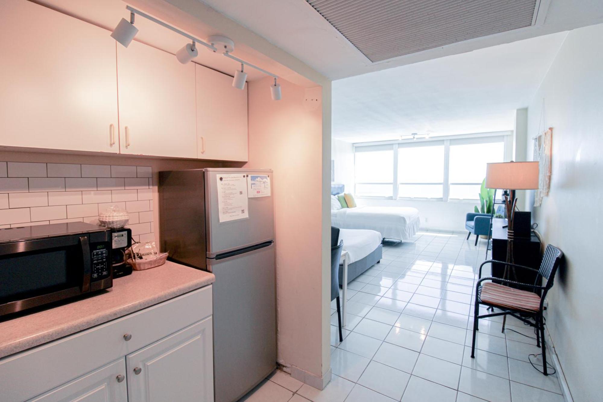Castle 1733 Ocean View Studio With Direct Beach Access, Pool, Tennis & Free Parking Miami Beach Zewnętrze zdjęcie