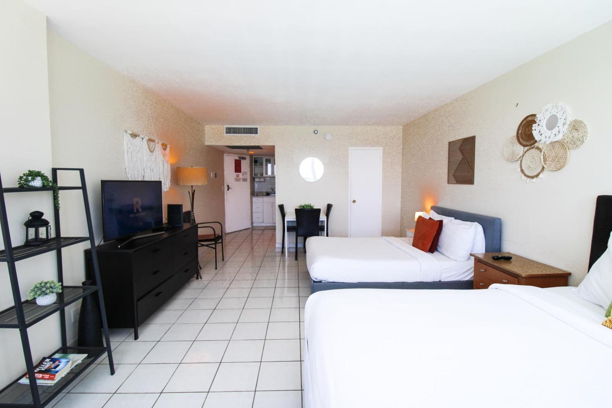 Castle 1733 Ocean View Studio With Direct Beach Access, Pool, Tennis & Free Parking Miami Beach Zewnętrze zdjęcie
