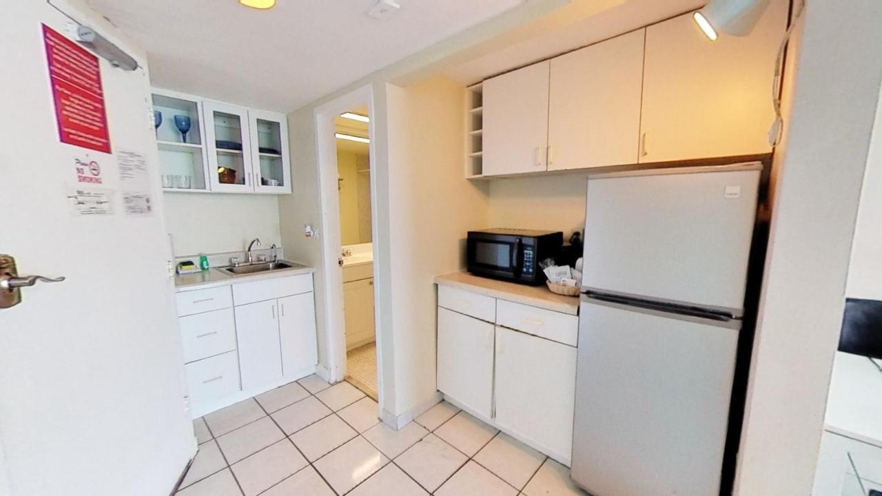 Castle 1733 Ocean View Studio With Direct Beach Access, Pool, Tennis & Free Parking Miami Beach Zewnętrze zdjęcie